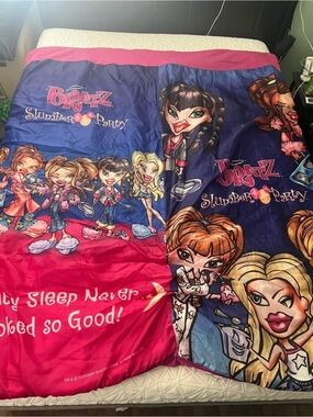 Slumber Party Kids Bedding Comforter - Pink & Blue